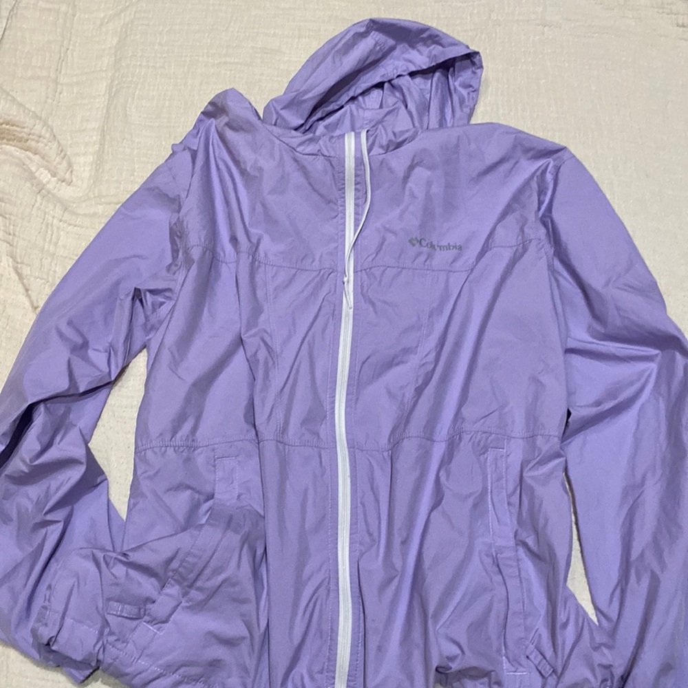 Columbia Women’s purple wind-breaker